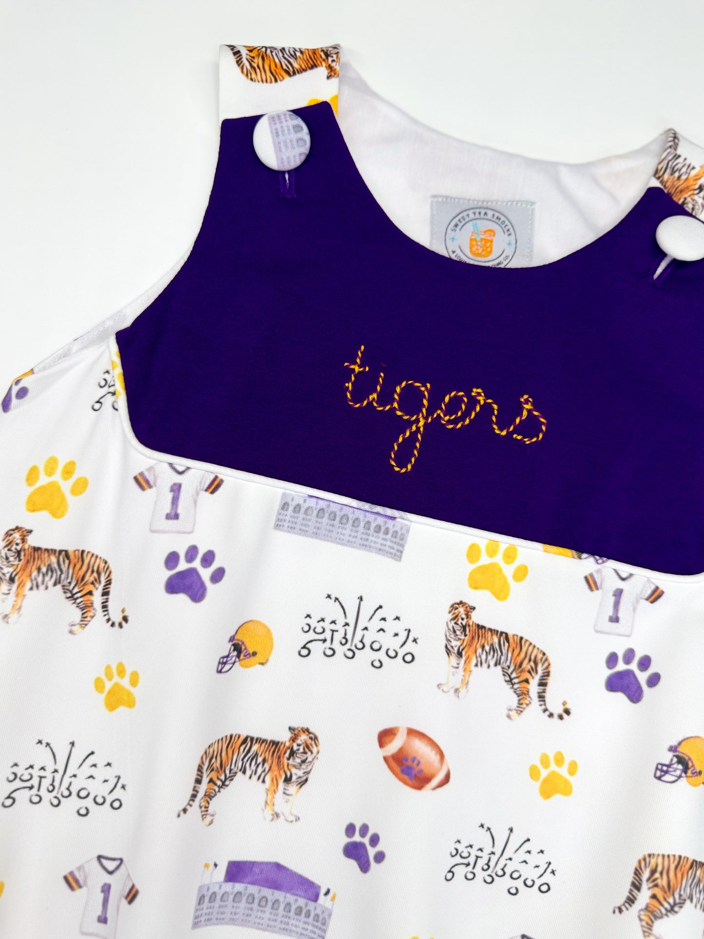 PO 18: Love Purple, Live Gold Boys Bubble