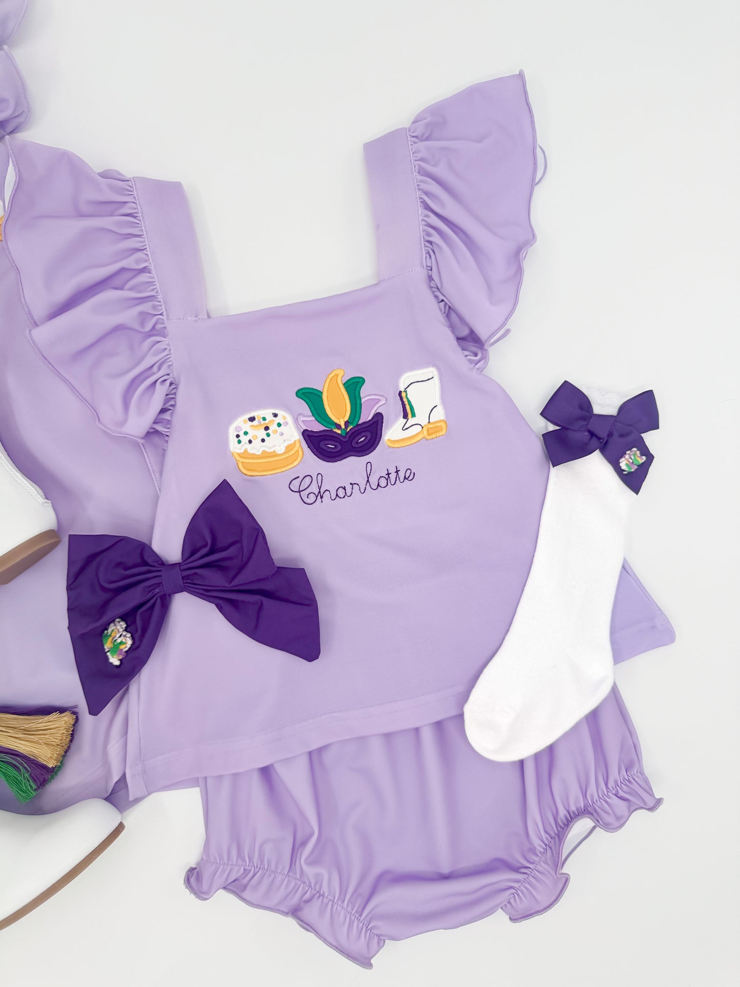 PO 22: Queen of the Mardi Bloomer Set