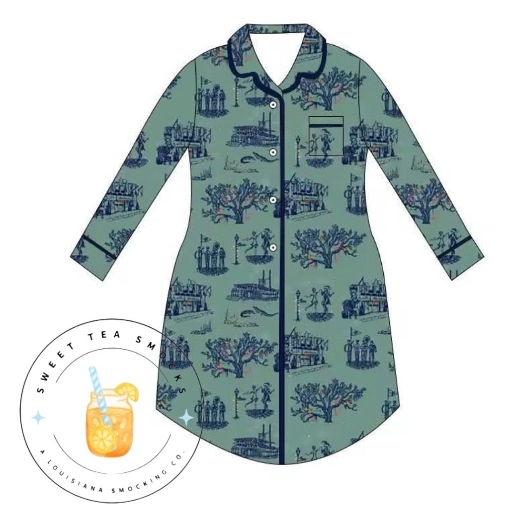 Preorder: Bayou Noel Toile Bamboo Mom Long Sleeve Nightgown