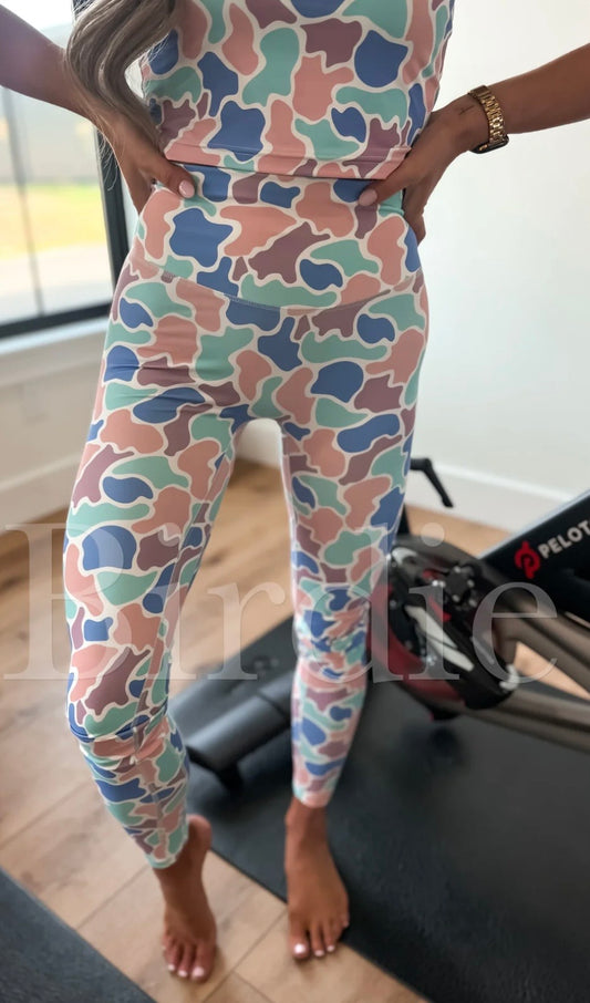 Preorder: Spring Duck Camo Leggings