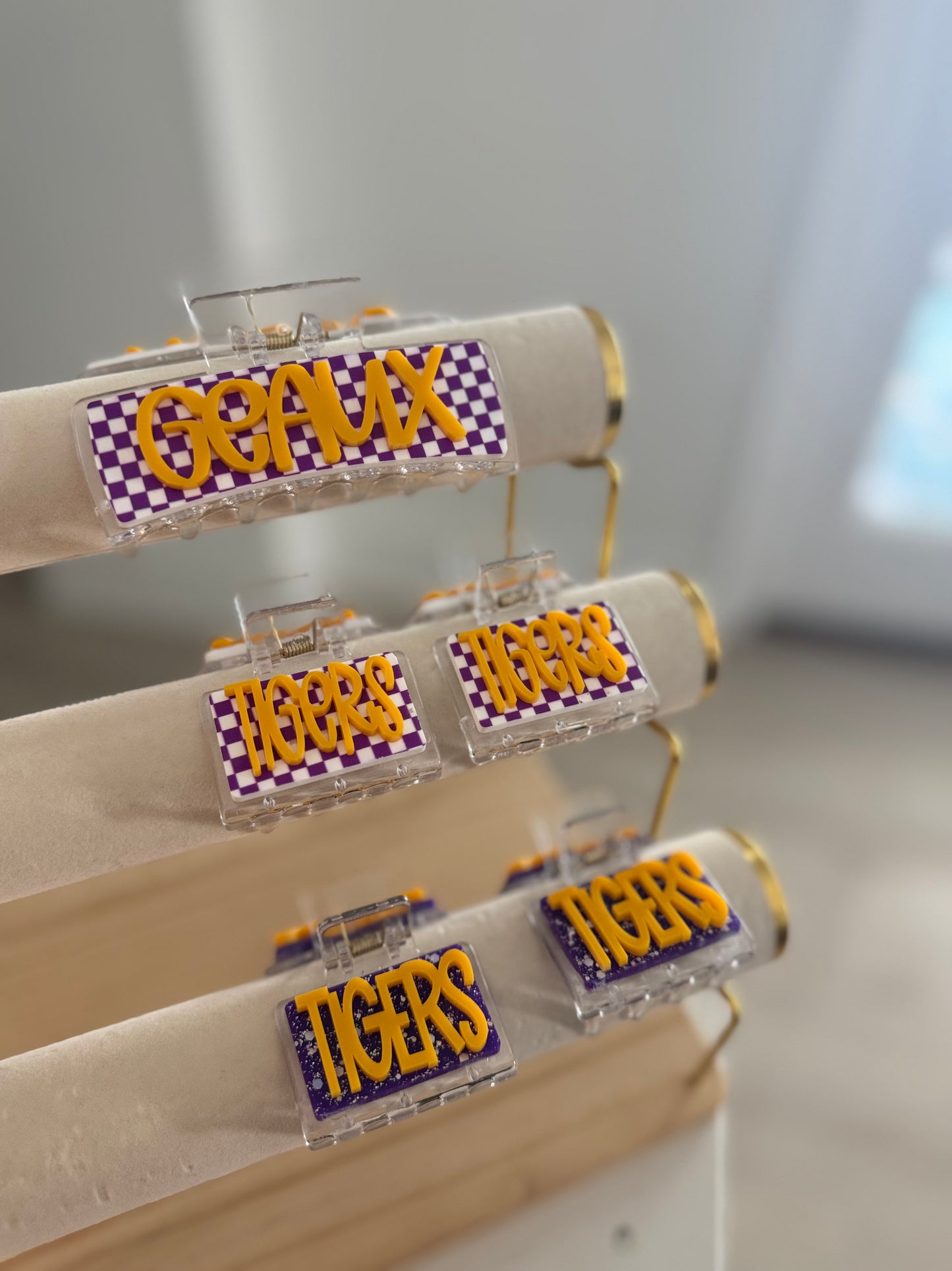 **Doorbuster** CLAW CLIPS