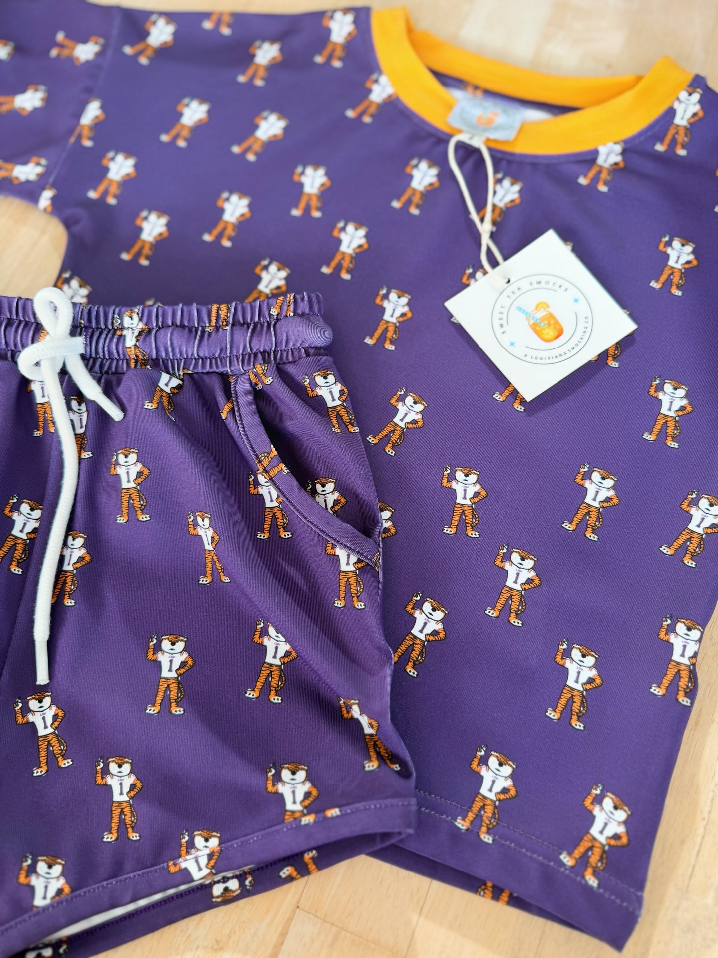 Purple Tiger Bait Adult Lounge Set