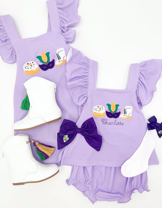 PO 22: Queen of the Mardi Bloomer Set